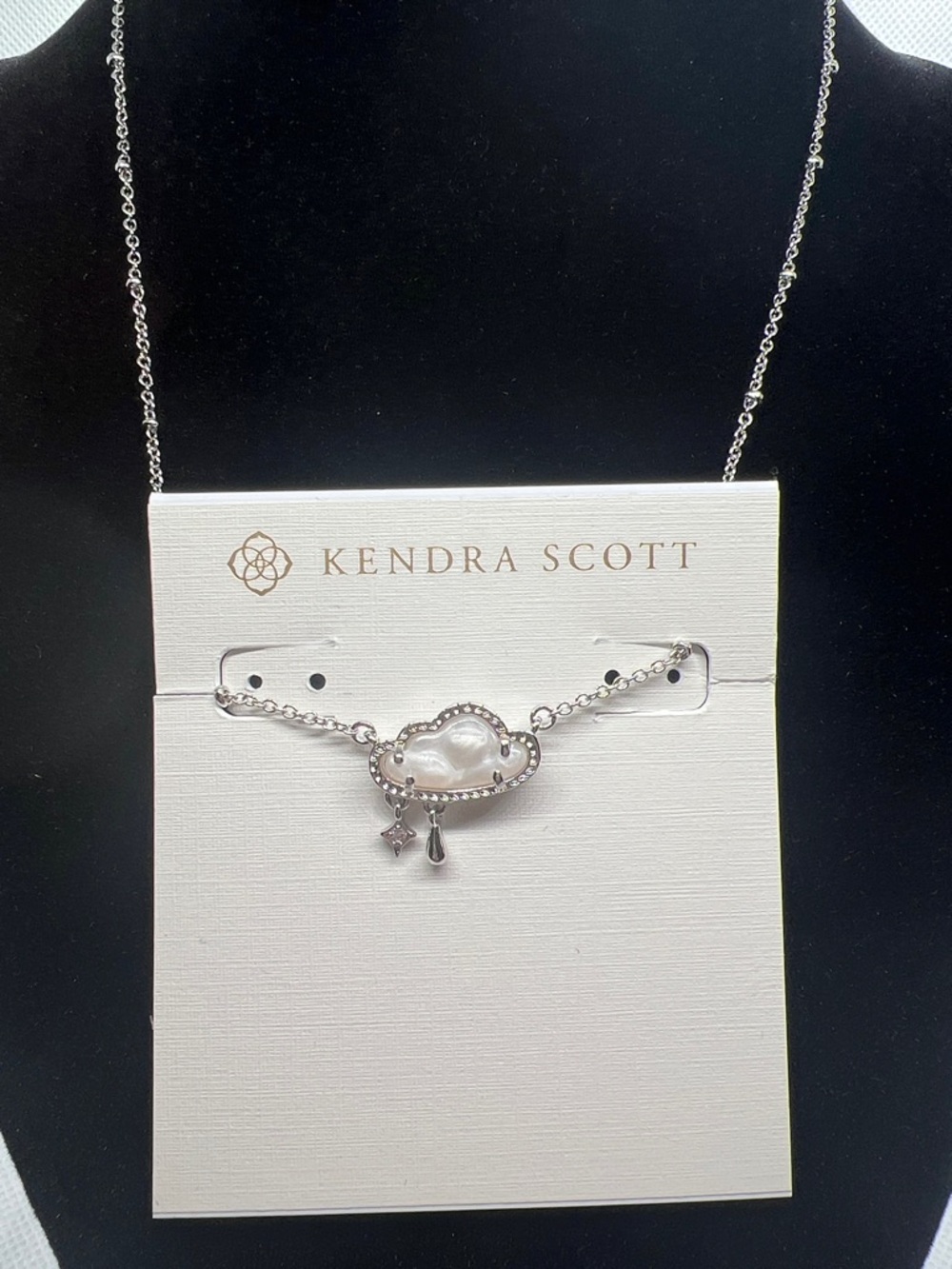 Kendra Scott Silver Pearl Cloud Necklace - White Pearl